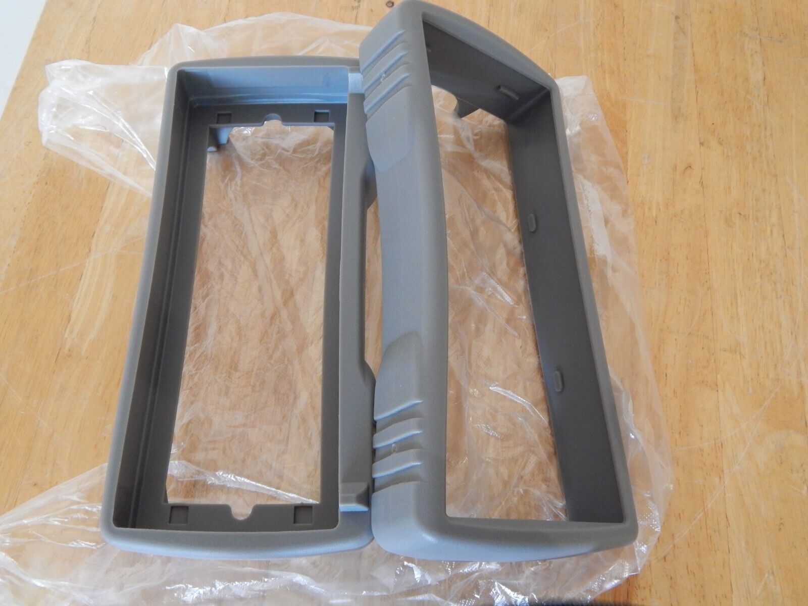 Agilent Rubber Bumper only Kit 34465A & 34461A, *LOT of 6 sets* Agilent Rubber Bumper only Kit 34465A & 34461A, *LOT of 6 sets*